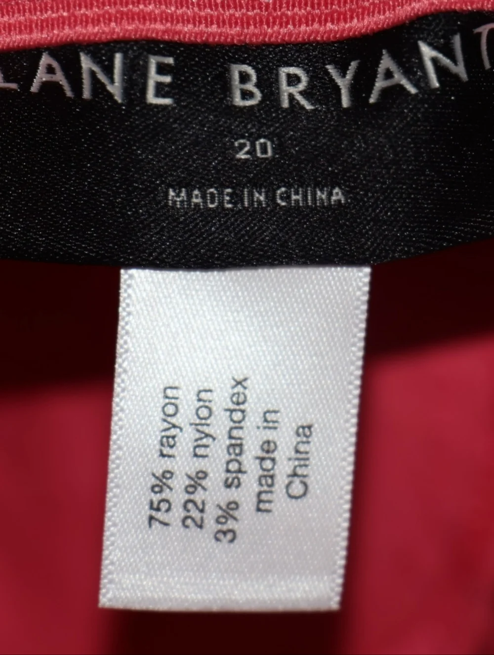 Lane Bryant 4-Season Mid-Rise Slim Capri Pants-Coral. NWT. - Picture 9 of 12